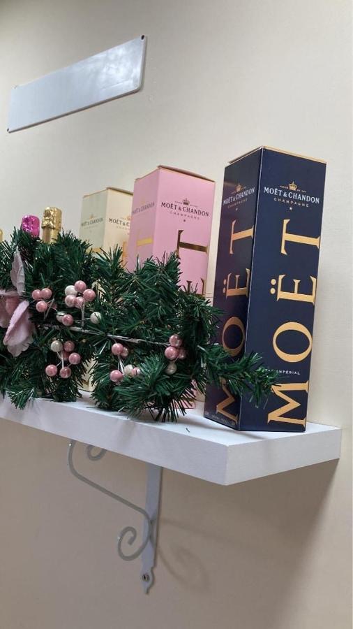 B&B La Reggia Di Rihanna Spa 卡塞塔 外观 照片