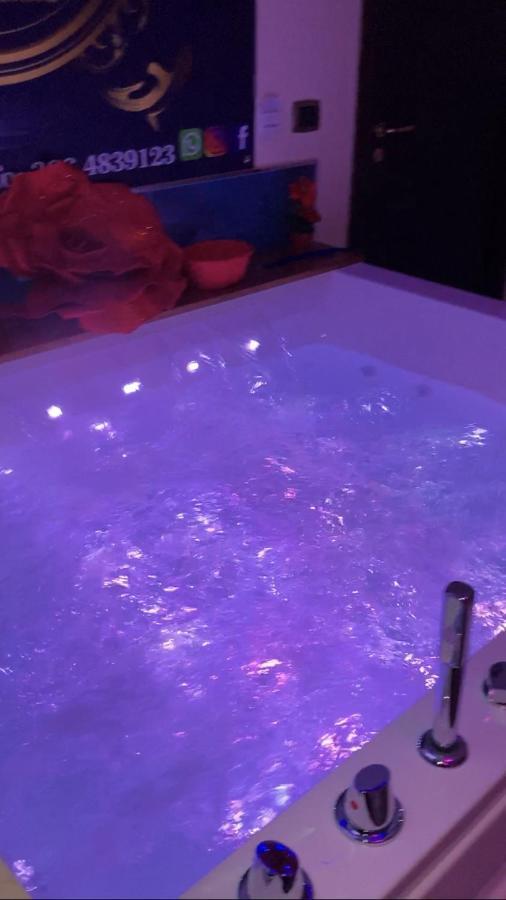 B&B La Reggia Di Rihanna Spa 卡塞塔 外观 照片